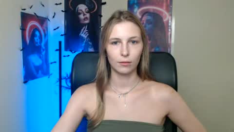 Amalia online show from 07-20-26, 10:39