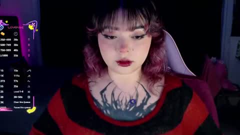 Snapshot of strangergirlxxx chatting on 07-28-26, 10:32 Carla Independent model online show from 07-28-26, 10:32