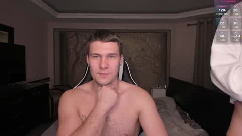 Snapshot of stranggee chatting on 01-13-25, 10:35 Artem online show from 01-13-25, 10:35