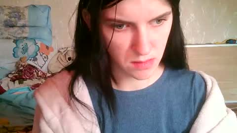 Snapshot of strawberry_storm chatting on 04-23-26, 12:51 Strawberry Storm online show from 04-23-26, 12:51