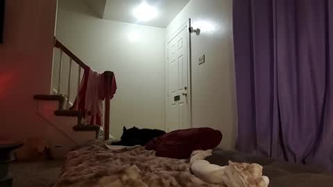 Snapshot of strawberrylotsacake chatting on 09-17-25, 05:31 Strawberrylotsacake online show from 09-17-25, 05:31