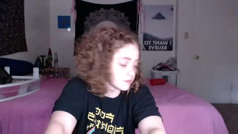 Snapshot of strawberrylotsacake chatting on 05-02-26, 06:24 Strawberrylotsacake online show from 05-02-26, 06:24