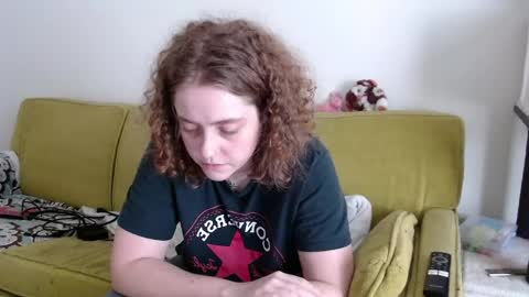 Snapshot of strawberrylotsacake chatting on 05-19-26, 04:35 Strawberrylotsacake online show from 05-19-26, 04:35