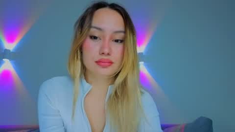 Tati and Lola online show from 04-05-26, 05:04