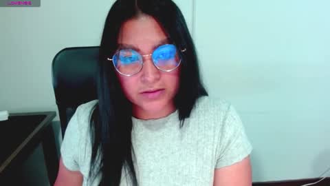 strawlux online show from 02-19-26, 06:53