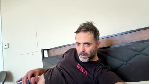 Snapshot of strictdaddy13 chatting on 01-24-25, 03:24 strictdaddy13 online show from 01-24-25, 03:24