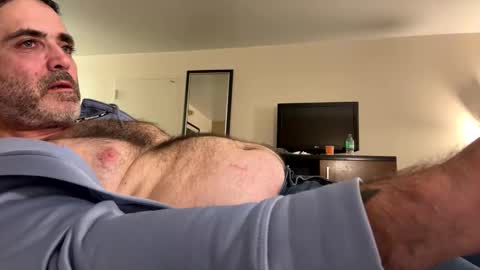 Snapshot of strictdaddy13 chatting on 10-14-25, 05:52 strictdaddy13 online show from 10-14-25, 05:52
