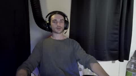 Snapshot of stringgreens777 chatting on 01-15-26, 07:57 stringgreens777 online show from 01-15-26, 07:57