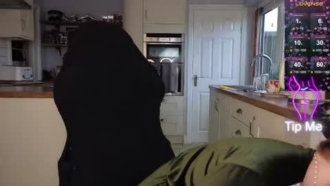 Amorina online show from 03-12-25, 01:51