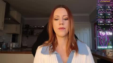 Amorina online show from 11-23-25, 02:28