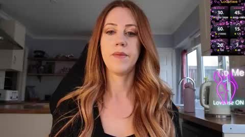 Amorina online show from 03-25-26, 10:54