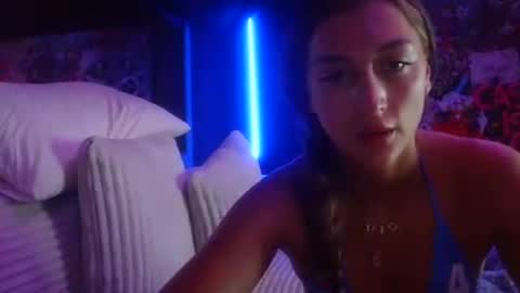 Snapshot of strippersofia chatting on 06-21-26, 03:47 strippersofia online show from 06-21-26, 03:47