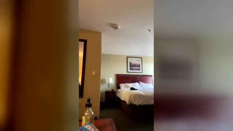 strokeherpokeher online show from 12-18-25, 02:34