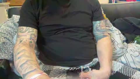 stroking33again online show from 01-24-25, 07:18