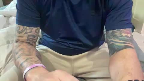 stroking33again online show from 11-08-25, 03:56