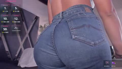 Alexa   online show from 03-30-26, 11:11