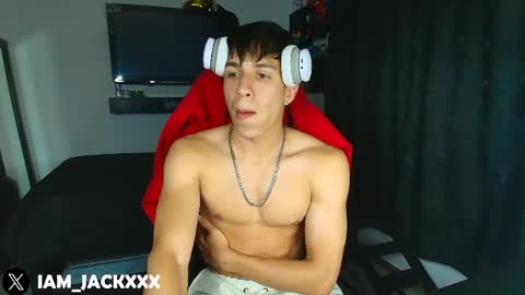 Snapshot of strong_jackxxx chatting on 05-28-26, 05:27 Daddy Jack online show from 05-28-26, 05:27