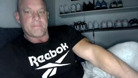 Snapshot of strongandhard073 chatting on 12-16-24, 01:11 StrongAndHard online show from 12-16-24, 01:11