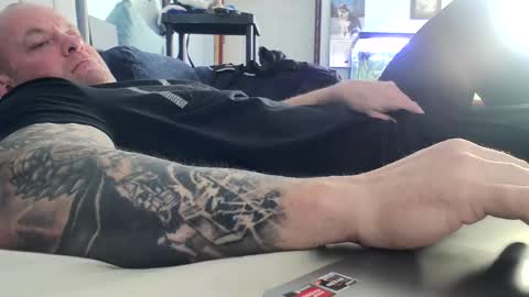 Snapshot of strongandhard073 chatting on 03-12-25, 04:13 StrongAndHard online show from 03-12-25, 04:13