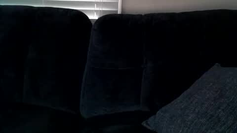 Snapshot of strongandhard073 chatting on 11-19-25, 01:44 StrongAndHard online show from 11-19-25, 01:44