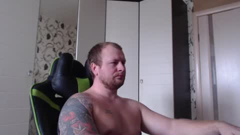 Snapshot of strongass18 chatting on 02-20-25, 12:36 Alex online show from 02-20-25, 12:36