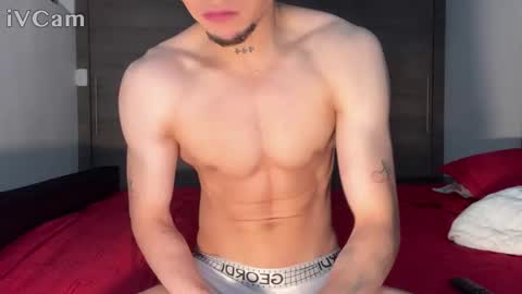 stronghardlatino online show from 04-30-26, 04:19