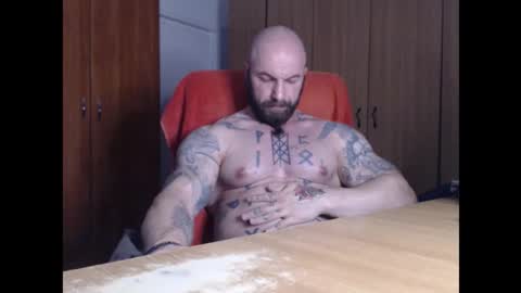 StrongIvan online show from 11-17-25, 06:57