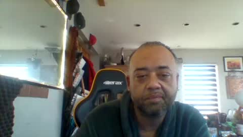 stronglikbullse619259 online show from 12-12-24, 04:43