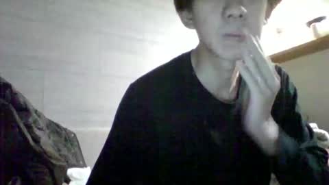 Snapshot of sttkm chatting on 04-21-26, 06:23 Asian boy online show from 04-21-26, 06:23