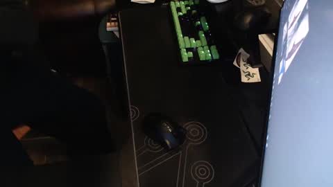 stud69861714 online show from 11-01-25, 07:32