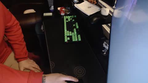 stud69861714 online show from 01-13-26, 06:18