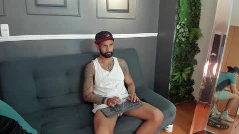 STUD HUNK LATIN online show from 02-13-25, 01:29