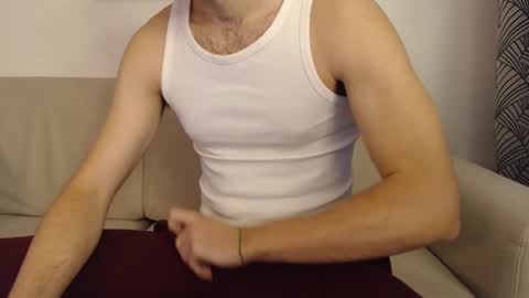 Stud From Paris online show from 01-15-25, 11:21
