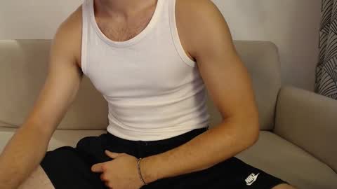 Stud From Paris online show from 10-01-25, 03:07