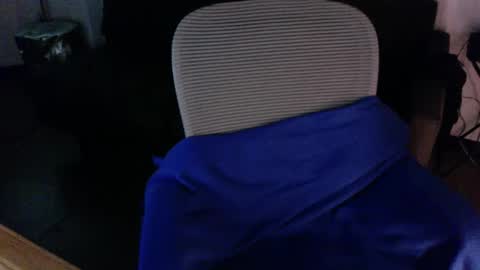 studmuffin_420 online show from 10-07-25, 06:10