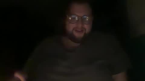 Snapshot of stungbyeros chatting on 12-22-24, 02:28 Eros online show from 12-22-24, 02:28