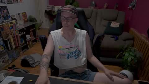 Buck Nunchuck online show from 05-20-26, 04:07