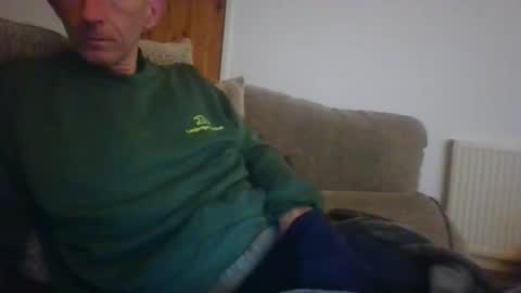 stuuuey73 online show from 01-10-26, 09:52