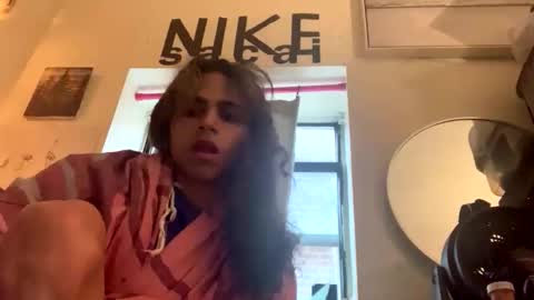 Snapshot of stxllaxcx chatting on 05-03-26, 01:39 stxllaxcx online show from 05-03-26, 01:39
