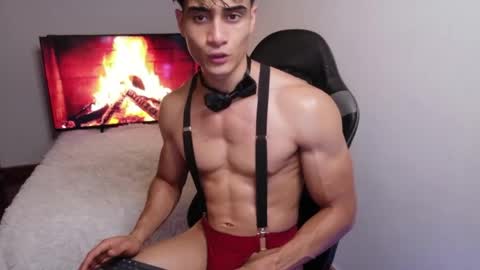 stylish man online show from 06-04-26, 12:49