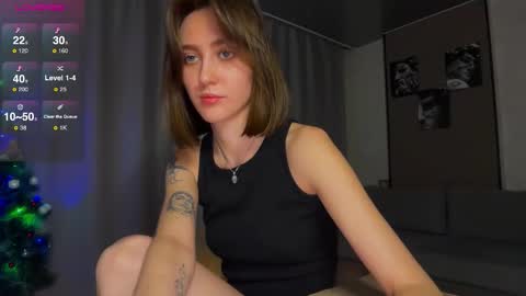 Snapshot of su_11111 chatting on 12-23-25, 05:16 LINA online show from 12-23-25, 05:16