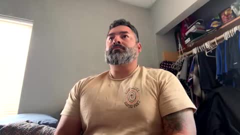Snapshot of suavecito67 chatting on 05-09-26, 04:56 suavecito67 online show from 05-09-26, 04:56
