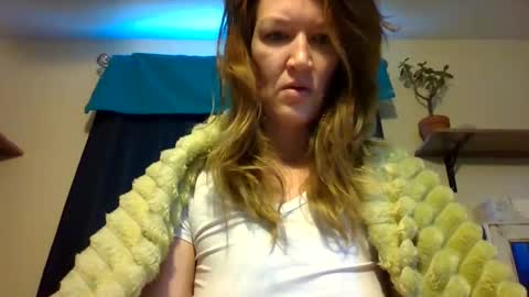 Snapshot of sub4you69brat chatting on 01-31-25, 05:21 sub4you69brat online show from 01-31-25, 05:21