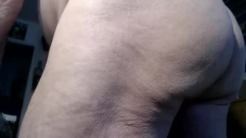 Snapshot of subibuns chatting on 12-19-24, 09:51 Marcel online show from 12-19-24, 09:51