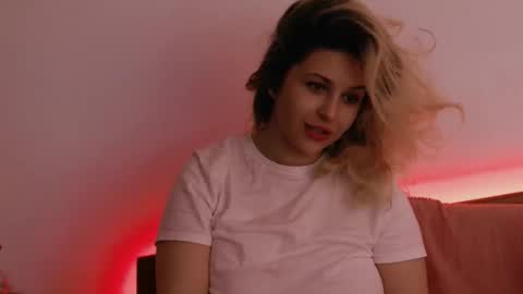 Snapshot of sublimecarla chatting on 10-10-25, 07:18 Carla online show from 10-10-25, 07:18