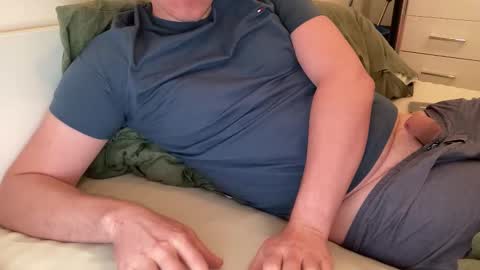 submissive199 online show from 11-08-25, 04:29