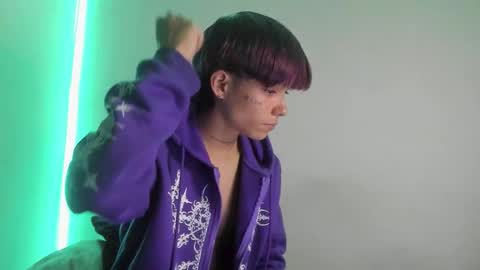 Snapshot of submissive_boyy_ chatting on 09-30-25, 06:02 nico online show from 09-30-25, 06:02