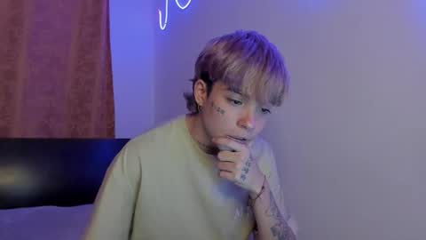 nico online show from 03-23-26, 07:18