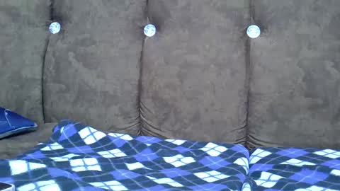 submissive_slut001 online show from 01-10-25, 06:49