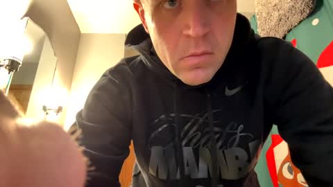 Snapshot of submissivebrett381 chatting on 03-19-26, 10:25 submissivebrett381 online show from 03-19-26, 10:25